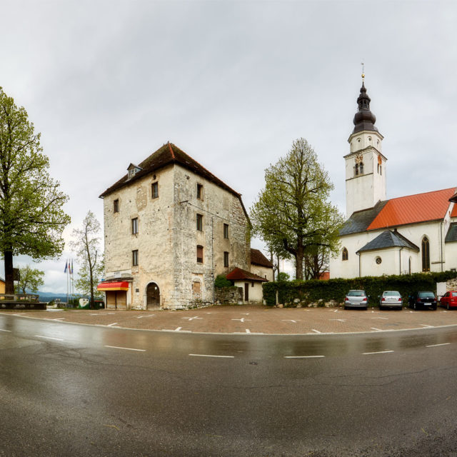 Cerknica, fortificazione, chiesa della Natività della Vergine