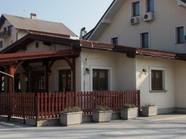Furman Guest House, Rakek