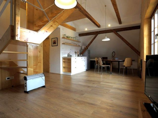 Hostel Ars Viva, Podcerkev