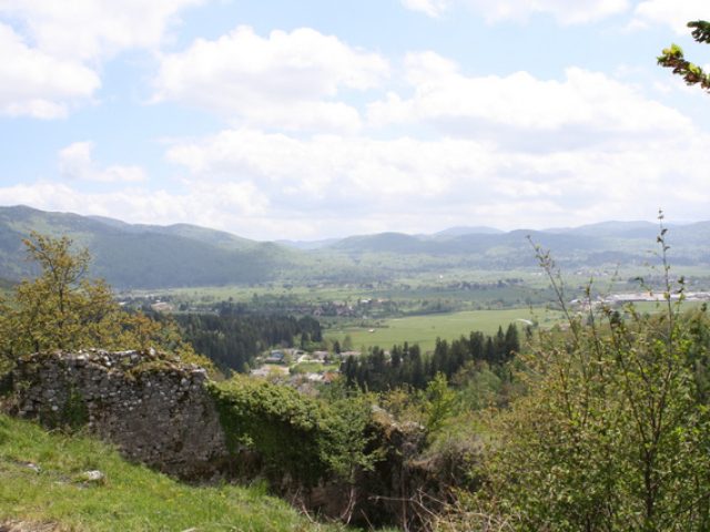 Guided Tour of the Loka Castle