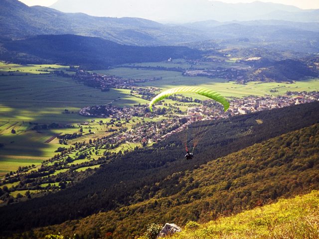 Paragliding