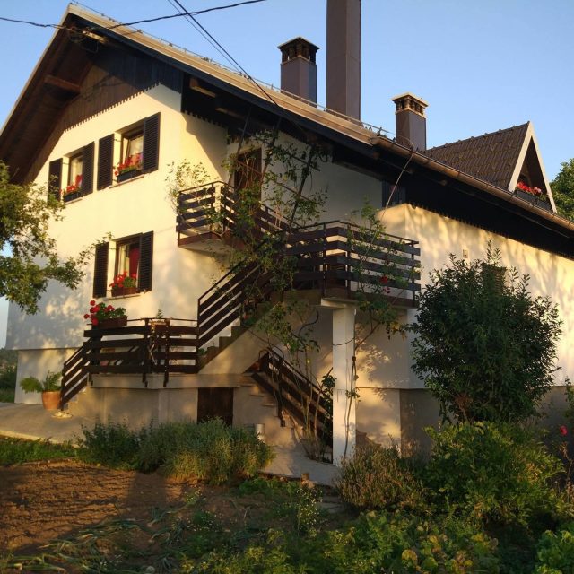 Strle Farm Stay at Osredek pri Sv. Vidu