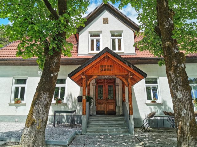 GOSTILNA CAJNARJE