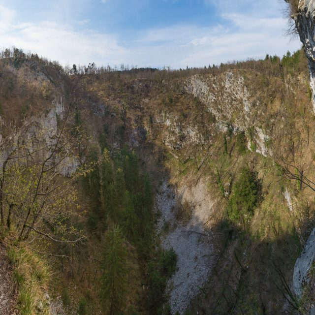 Die Doline Unška Koliševka