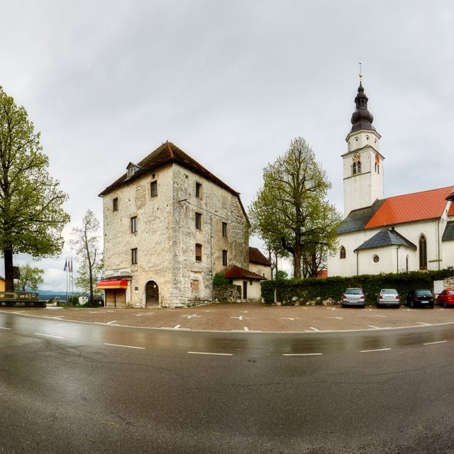 Cerknica, Tabor, Kirche Maria Himmelfahrt